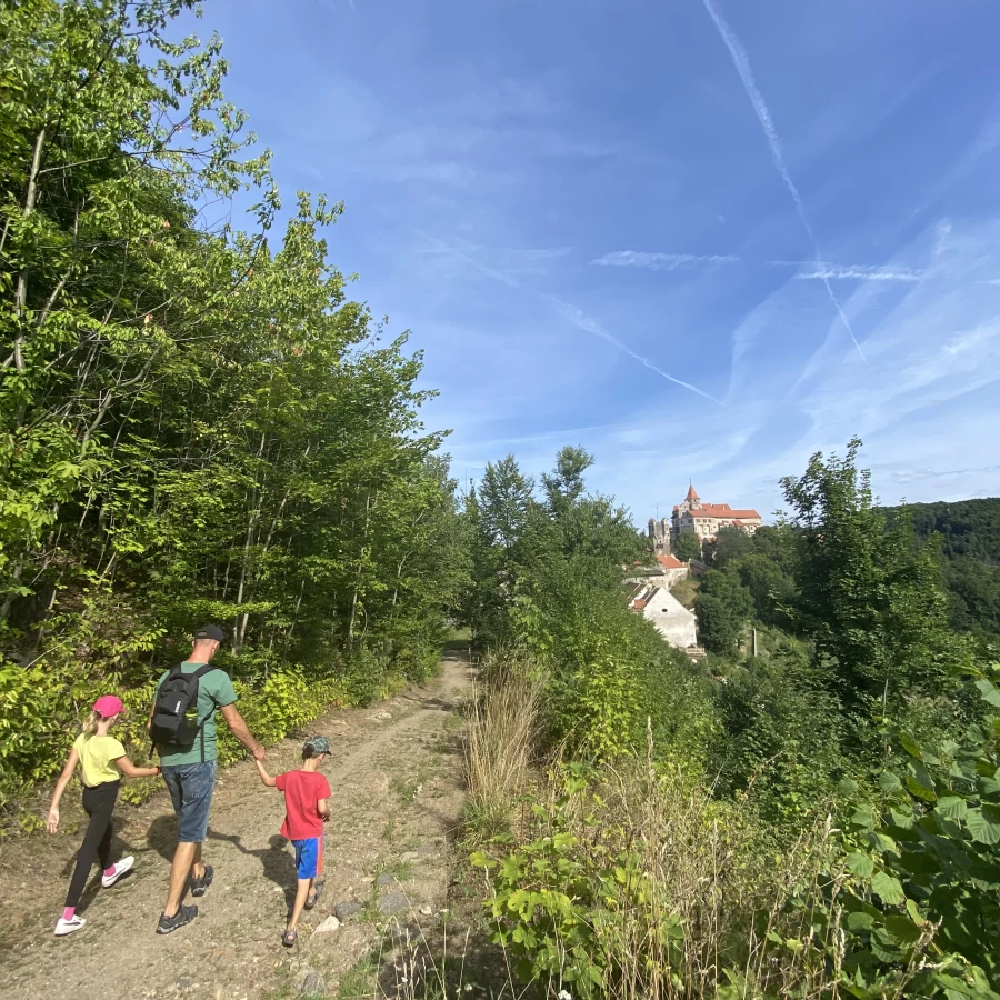Hrad Pernštejn a okolí - Vysočina s dětmi