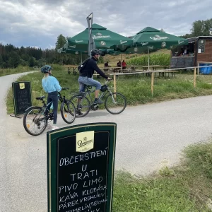 Na kole ze Sázavy po staré železniční trati - Vysočina s dětmi