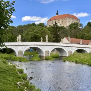 Třebíčskem okolo přehrady na zámky a hrady - Vysočina s dětmi