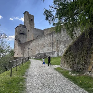 Výlet za tajemstvím lipnických žulových lomů - Vysočina s dětmi